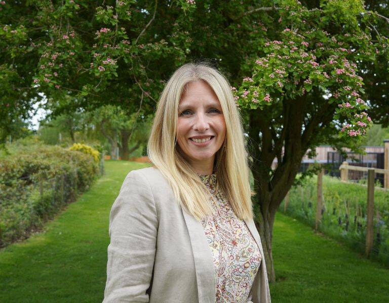 Lisa Mitchinson