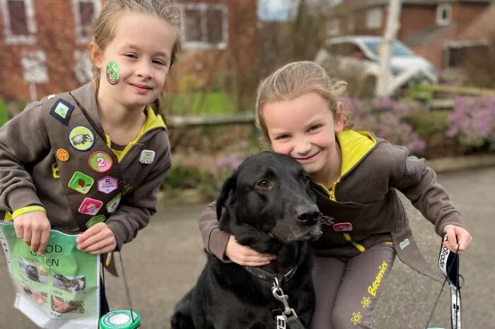 Children fundraising for Woodgreen