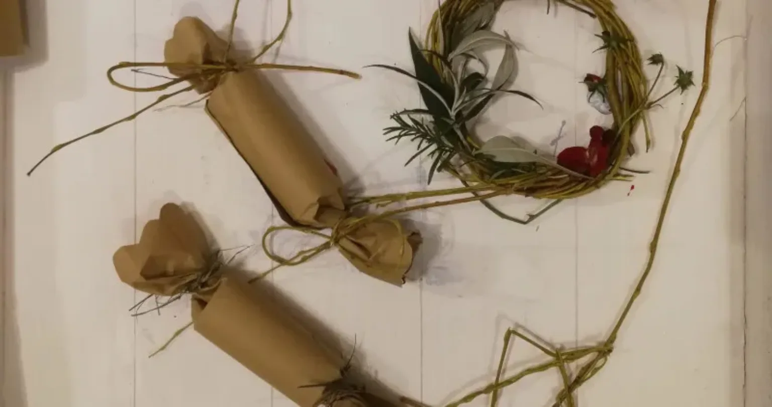 Christmas crackers